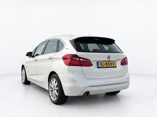 BMW 2-SERIE Active Tourer 225xe iPerformance High Executive LEER - CAMERA - HUD
