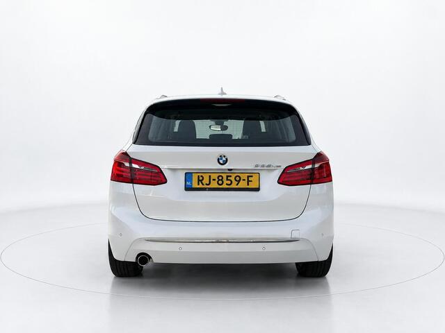 BMW 2-SERIE Active Tourer 225xe iPerformance High Executive LEER - CAMERA - HUD