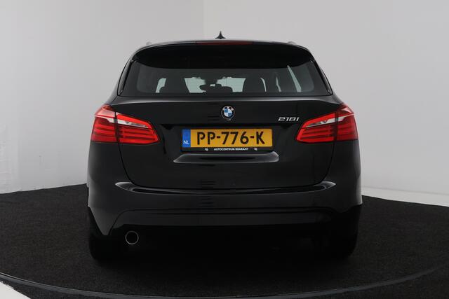 BMW 2-SERIE Active Tourer 218i High Executive (NAVIGATIE, PARKEERSENSOREN, CRUISE CONTROL)