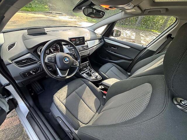 BMW 2-SERIE 218 218i Executive Edition,Aut,Ecc,Cc,Navi,Panodak,Lmv,stoel verw,Pdc