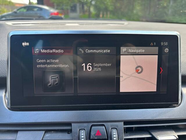BMW 2-SERIE 218 218i Executive Edition,Aut,Ecc,Cc,Navi,Panodak,Lmv,stoel verw,Pdc