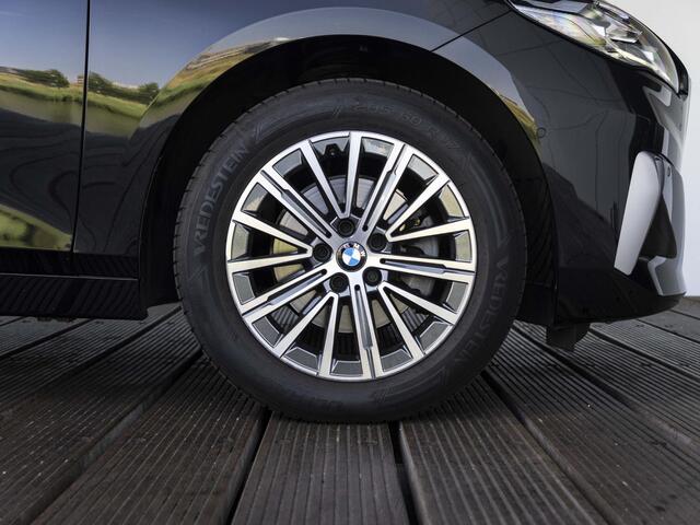 BMW 2-SERIE Active Tourer 218i | Luxury Line | Premium Pack | Comfort Pack | 17 inch | Comfort Access | Achteruitrijcamera | Sportstoelen | Trekhaak – foto 9