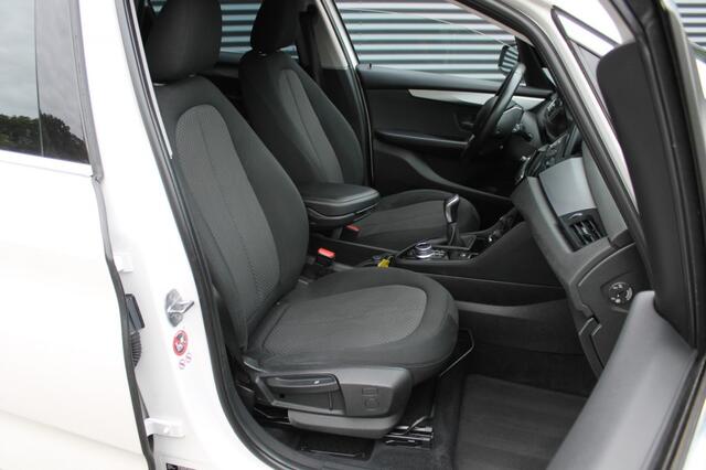 BMW 2-SERIE ACTIVE TOUR. 2-Serie 216i Active Tourer Executive Uitv.