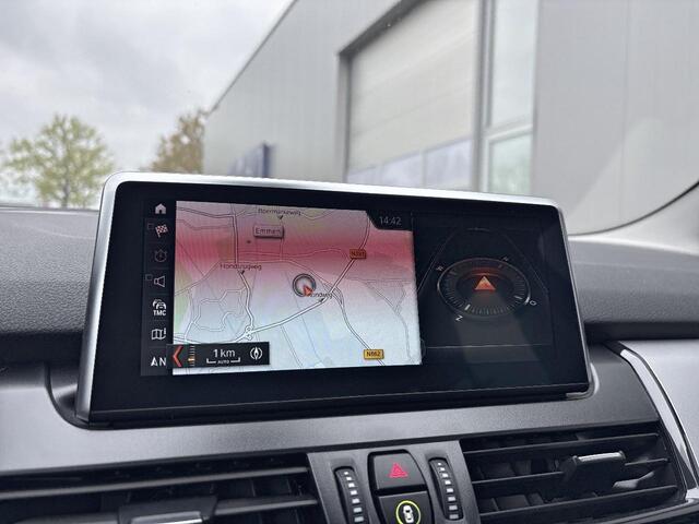 BMW 2-SERIE GRAN TOURER 216d ECC SPORTSTOELEN NAVIGATIE