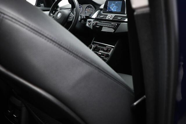BMW 2-SERIE GRAN TOURER 218i Executive | LED | LEDER | LENDESTEUN | TREKHAAK AFNEEMBAAR