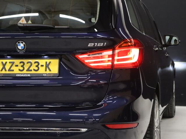 BMW 2-SERIE GRAN TOURER 218i High Executive Edition [HEAD-UP DISPLAY, NAVIGATIE, PDC V+A, STOELVERWARMING, CRUISE CONTROL, VOL LEDER, ELEKTRISCHE ACHTERKLEP, NIEUWSTAAT]