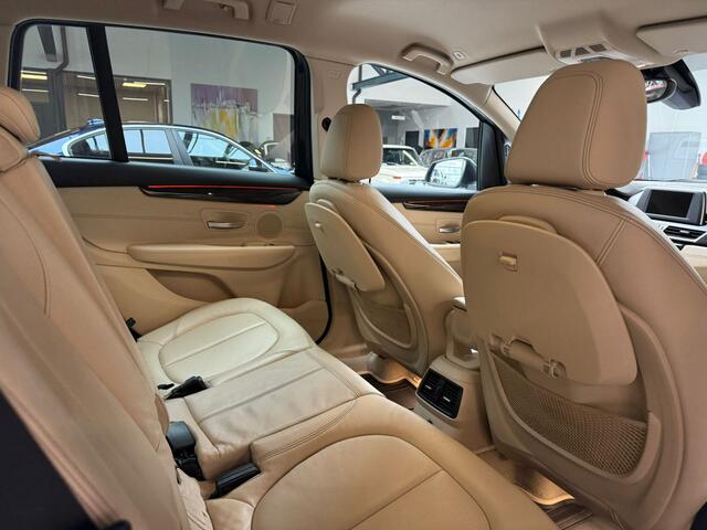 BMW 2-SERIE GRAN TOURER 218i Luxury 7 zitter Leder PDC Stoelverwarming BTW auto