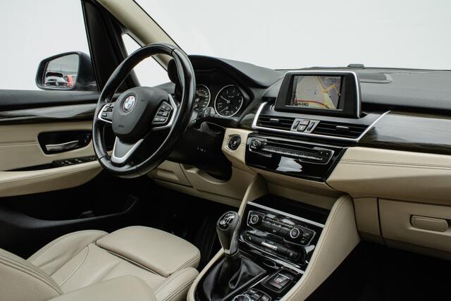 BMW 2-SERIE GRAN TOURER 214d Corporate Lease Luxury Elek. panoramadak/ Sportstoelen/ Full map navigatie/ Cruise control
