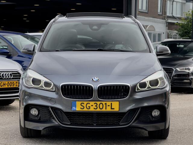 BMW 2-SERIE GRAN TOURER 218i AUT6B 7PERS HIGH EXECUTIVE M-PAKKET PANODAK LEDER NAVI AIRCO HEAD-UPP LED LMV PDC