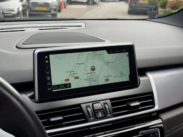 BMW 2-SERIE GRAN TOURER 218i AUT6B 7PERS HIGH EXECUTIVE M-PAKKET PANODAK LEDER NAVI AIRCO HEAD-UPP LED LMV PDC