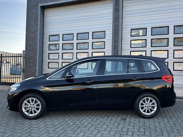 BMW 2-SERIE GRAN TOURER 218i Executive Rijdt als nieuw! NAP