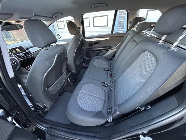 BMW 2-SERIE GRAN TOURER 218i Executive Rijdt als nieuw! NAP