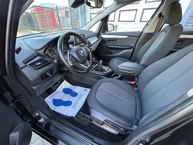 BMW 2-SERIE GRAN TOURER 218i Executive Rijdt als nieuw! NAP