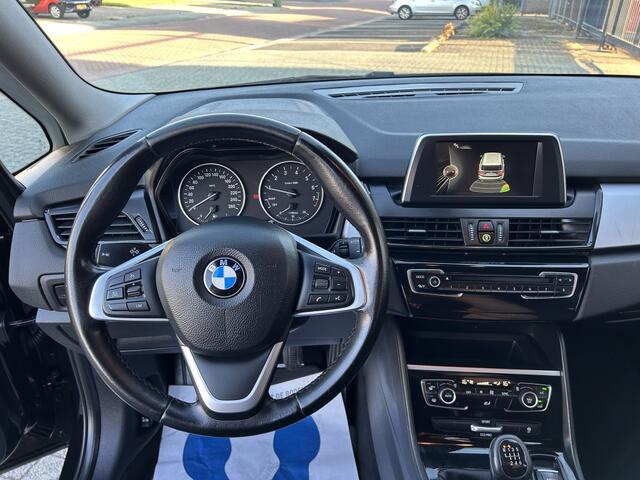 BMW 2-SERIE GRAN TOURER 218i Executive Rijdt als nieuw! NAP