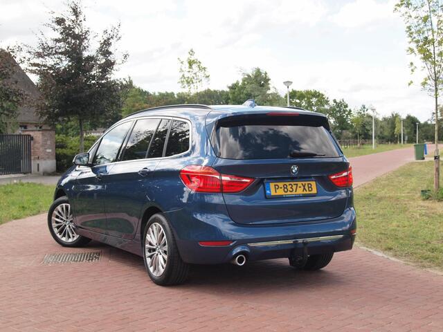BMW 2-SERIE GRAN TOURER 216i 7p. Business Edition Plus | Camera | Trekhaak | Head-up display | Cruise Control |