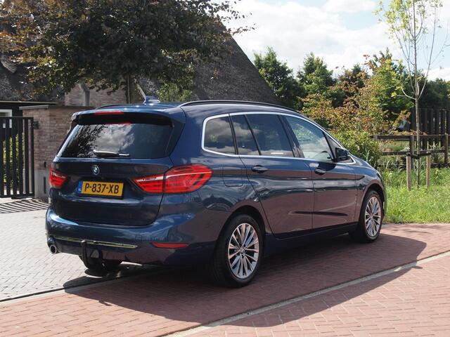 BMW 2-SERIE GRAN TOURER 216i 7p. Business Edition Plus | Camera | Trekhaak | Head-up display | Cruise Control |