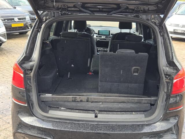 BMW 2-SERIE GRAN TOURER 218i M-Sport, 7-Persoons, Head Up, Navigatie, Keyless,