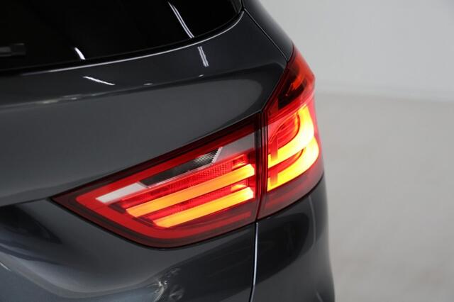 BMW 2-SERIE GRAN TOURER 216i EXECUTIVE SPORT LINE 7P HUD|Trekh|Dealerondh|Led