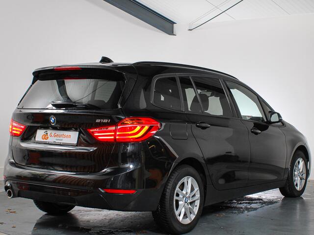 BMW 2-SERIE GRAN TOURER 218i High Executive, 7-Persoons, LED, Volleder, Camera, Cruise Control, Navigatie,