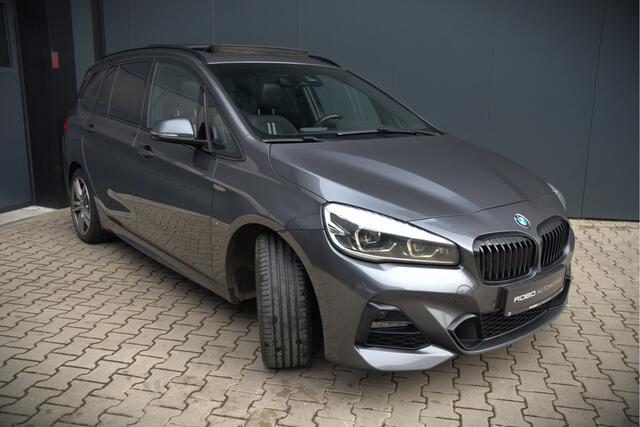 BMW 2-SERIE GRAN TOURER 218i 7p. High Executive M Sport | Panoramadak | Stoelverwarming | Trekhaak | Adaptive LED | HIFI | Apple Carplay | Cruise Control | Climate Control | Keyless |