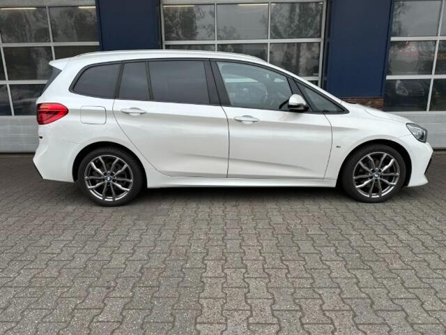 BMW 2-SERIE GRAN TOURER HIGH EXEC. 7 PERS. M-PAKKET. ALL IN prijs.