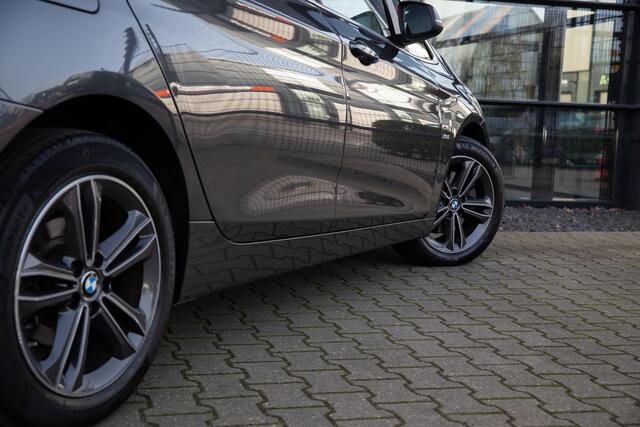 BMW 2-SERIE GRAN TOURER 218i 7p. Executive Launch Edition , Trekhaak, Achteruitrijcamera,