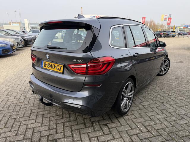 BMW 2-SERIE GRAN TOURER 218i High Executive M Sport Leder Panoramadak Achteruitrijcamera Trekhaak 18 Inch PDC Stoelverwarming