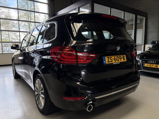 BMW 2-SERIE GRAN TOURER 218i 7p. High Executive Edition Navi, Pano, Headup display