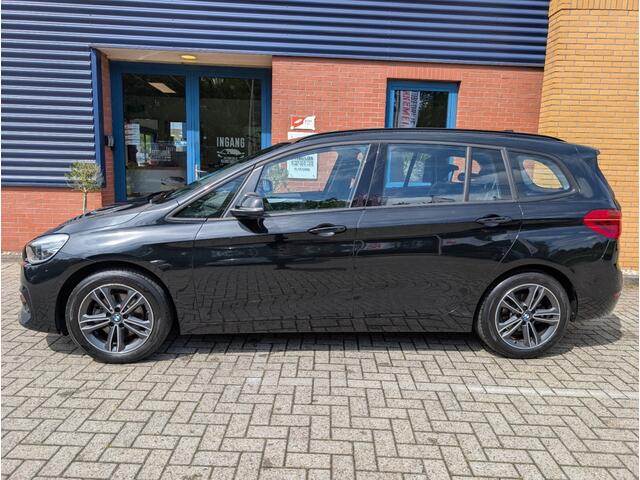 BMW 2-SERIE GRAN TOURER 218I EXECUTIVE ED.,AUTOMAAT,Trekhaak,PDC,Dealerond.Navi
