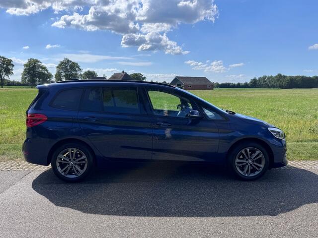 BMW 2-SERIE GRAN TOURER 216 I SPORTLINE / LEDER / LED / CAMERA
