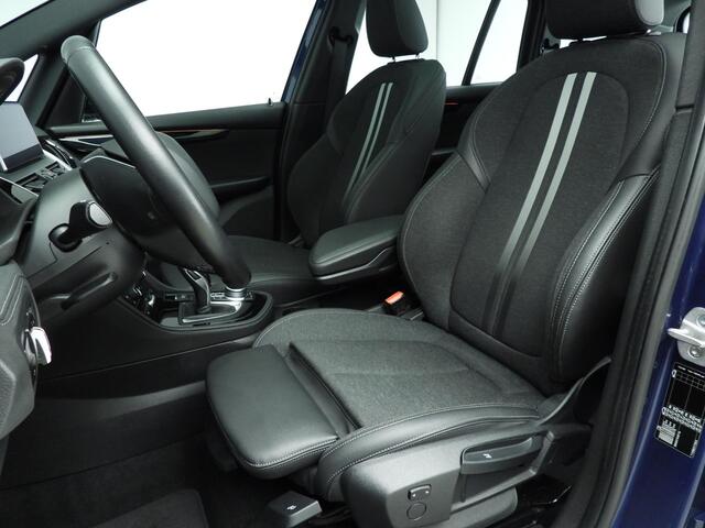 BMW 2-SERIE GRAN TOURER 218i Automaat / Sportline / Panoramadak / Trekhaak / HIFI / Head-up / LED / Park assist / Alu wielen 17 inch