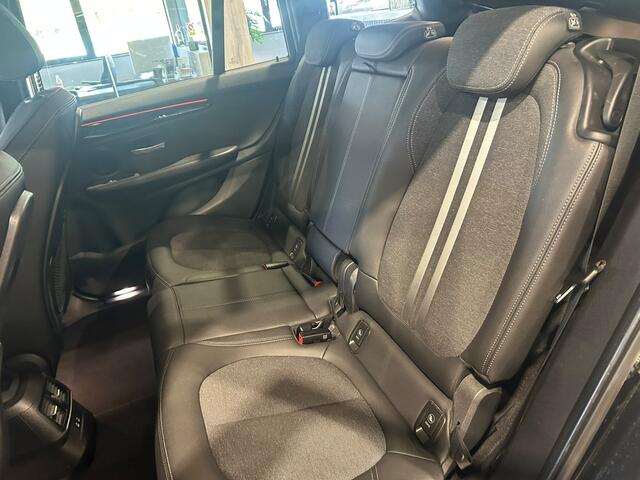BMW 2-SERIE GRAN TOURER 218i 7p. Executive Edition Facelift | Navigatie | HUD| LED |Trekhaak | Airco