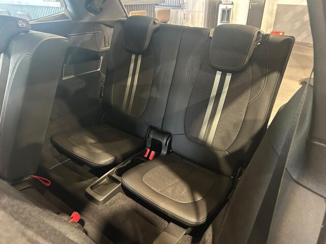 BMW 2-SERIE GRAN TOURER 218i 7p. Executive Edition Facelift | Navigatie | HUD| LED |Trekhaak | Airco