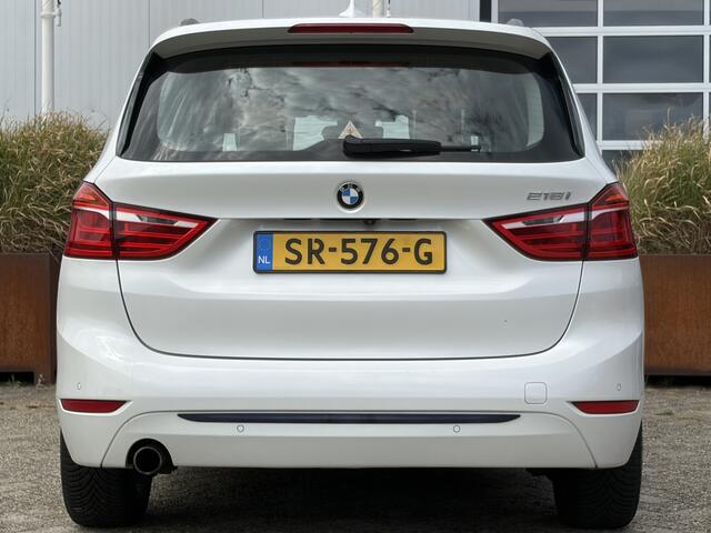 BMW 2-SERIE GRAN TOURER 218i 7p. Corporate Lease High Executive 136pk | Achteruitrijcamera | Bluetooth | Cruise control | LED koplampen | Navigatiesysteem full map | Parkeersensor voor en achter | Voorstoelen verwarmd | Zeer nette auto!