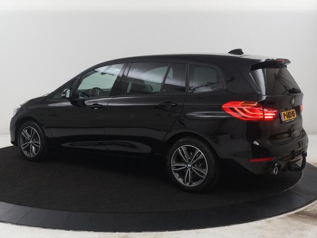 BMW 2-SERIE GRAN TOURER 218i Business Edition Plus | Trekhaak | Head up | Half Leder | Climate control | Park assist | Cruise control | Full LED |