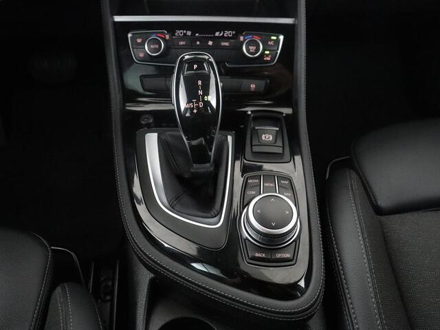 BMW 2-SERIE GRAN TOURER 218i Business Edition Plus | Trekhaak | Head up | Half Leder | Climate control | Park assist | Cruise control | Full LED |