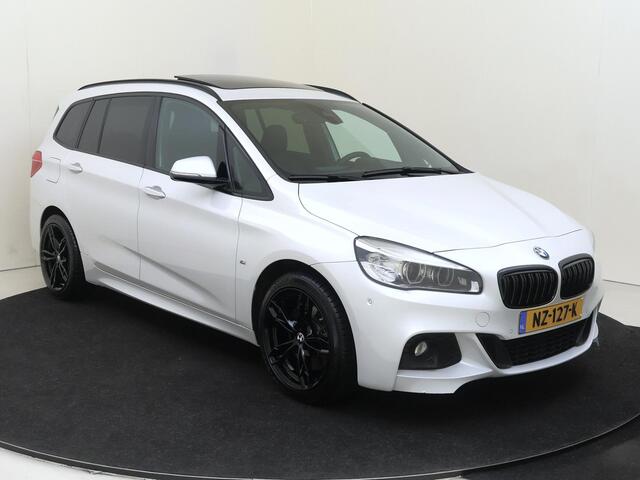 BMW 2-SERIE GRAN TOURER 220i High Executive | Panoramdak | Trekhaak | Achteruitrijcamera | Full options