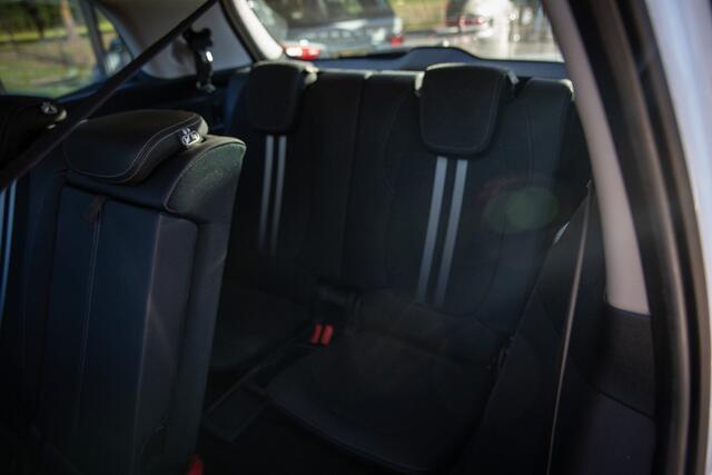 BMW 2-SERIE GRAN TOURER 220i 7p. High Executive , Pano, Head-up Display, Sportstoelen, Trekhaak