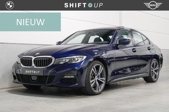 BMW 3-SERIE 330e M-Sport | Schuifdak | Harman Kardon | Elektr. Trekhaak