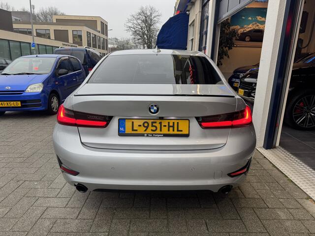 BMW 3-SERIE 318i Business Edition Plus M-SPORT/NL AUTO