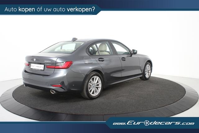 BMW 3-SERIE 330 e *1ste Eigenaar*Leer*360*Navigatie*