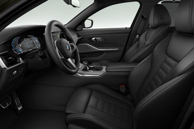 BMW 3-SERIE Touring 330e High Executive M Sport | Panoramadak | Head Up | Harman Kardon