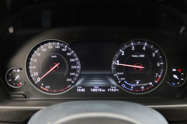 BMW 3-SERIE Touring 318i Edition M Sport Shadow Executive