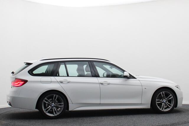 BMW 3-SERIE Touring 318i Edition M Sport Shadow Executive