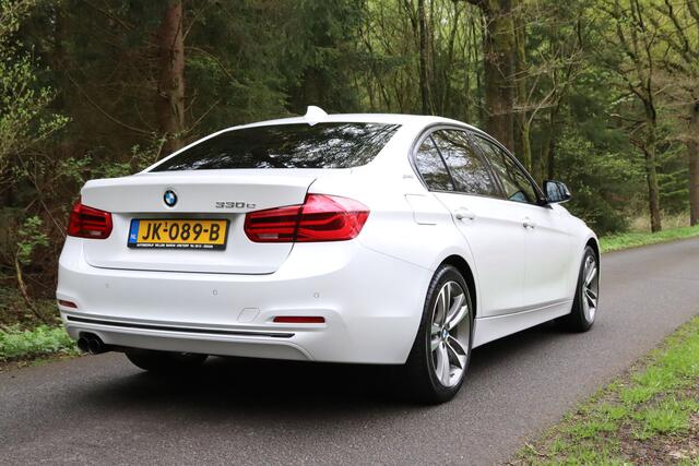 BMW 3-SERIE 330e Sport iPerformance M Shadow Line ECC|LED|CRUISE|NAV|AFN.TREKH|LMV'18|PDC