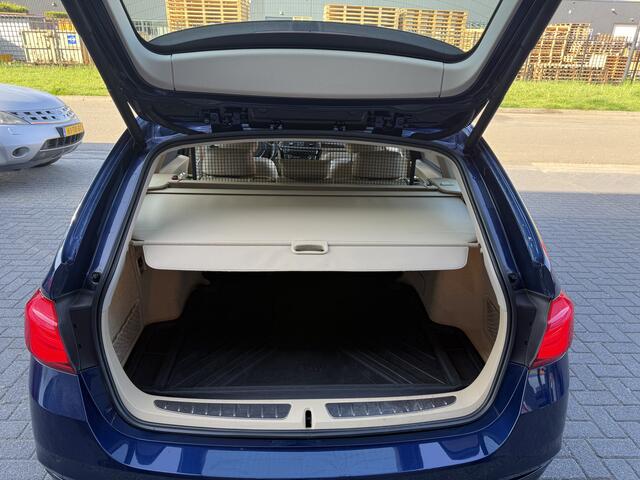 BMW 3-SERIE Touring 318i Centennial High Executive | 2E EIGENAAR | 12MND GARANTIE | DEALER ONDERHOUDEN | NAVI | LED | NL AUTO |