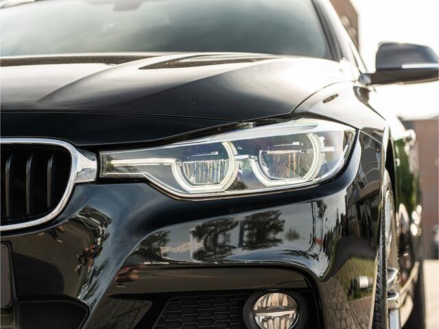 BMW 3-SERIE Touring 320i M Sport ORG NL TREKHAAK SHADOW LINE 18 INCH PRIVACY GLASS