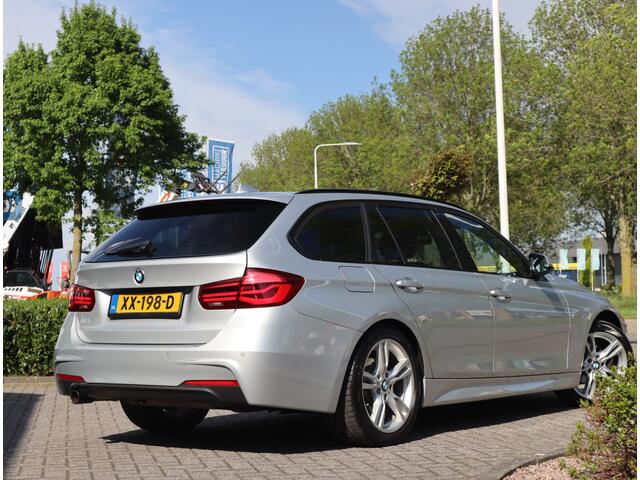 BMW 3-SERIE Touring 318i M Sport Edition Automaat