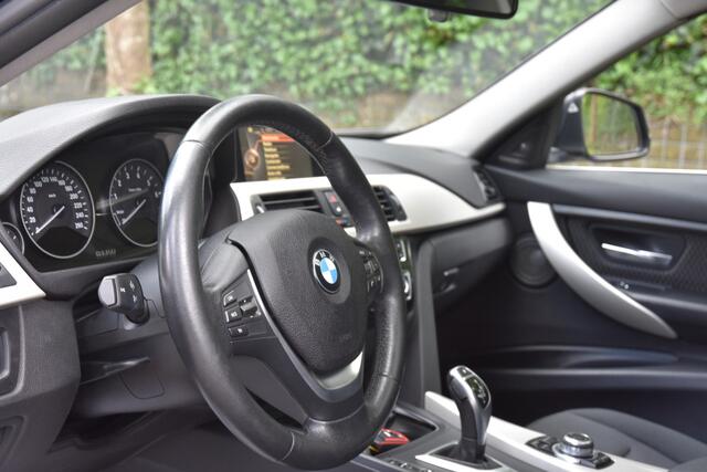 BMW 3-SERIE 320i Corporate Lease Executive | SCHUIFDAK | RONDOM ZICHT CAMERA | STOEL VERW