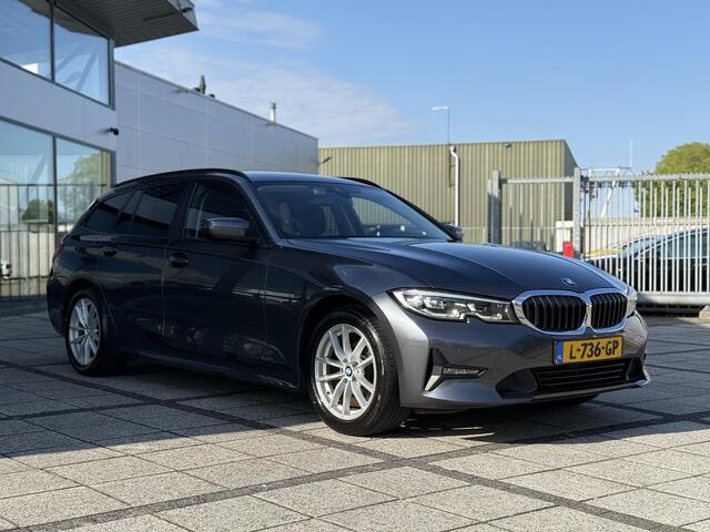 BMW 3-SERIE Touring 318d Business Edition | Navi | ECC | Trekhaak |